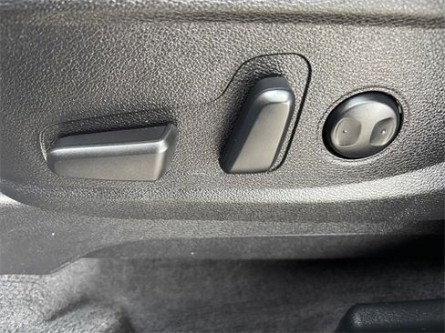 Used 2024 Kia Telluride S w/ S Sunroof Package image 16