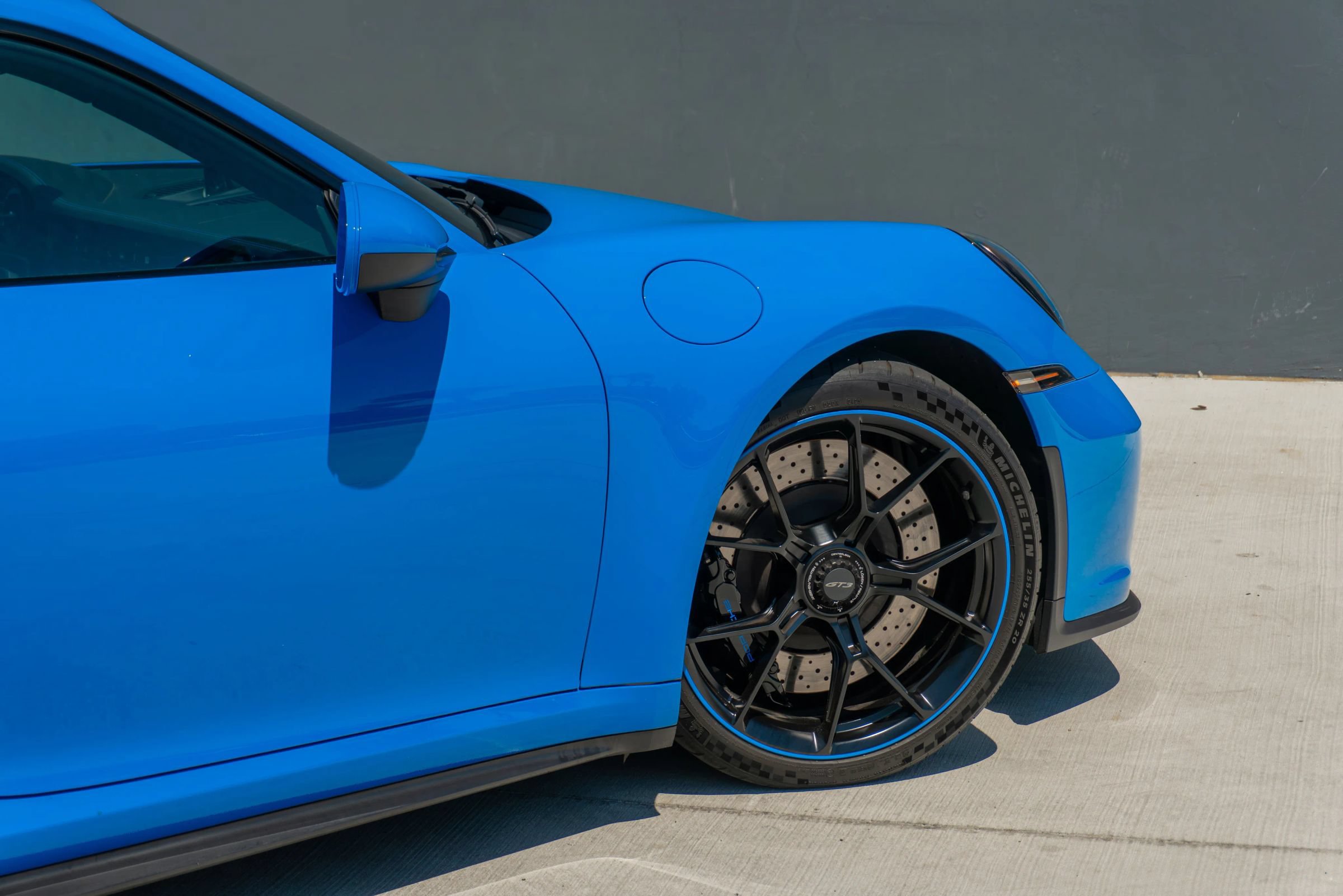 Used 2022 Porsche 911 GT3 RWD image 40