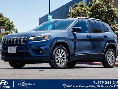 Used 2019 Jeep Cherokee Latitude w/ Popular Appearance Group