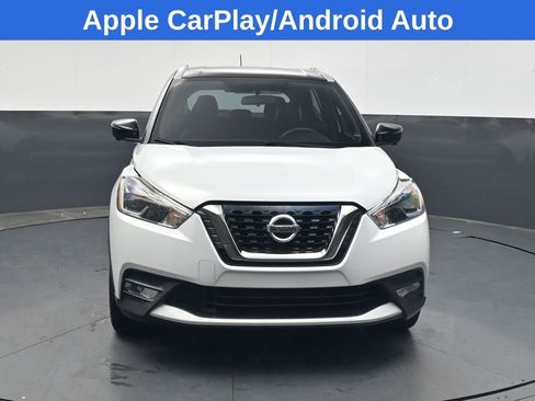 Used 2018 Nissan Kicks SR w/ Premium Package FWD image 9