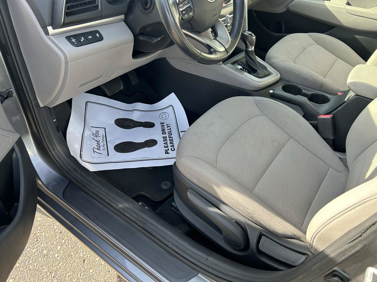 Used 2019 Hyundai Elantra Value Edition FWD image 10