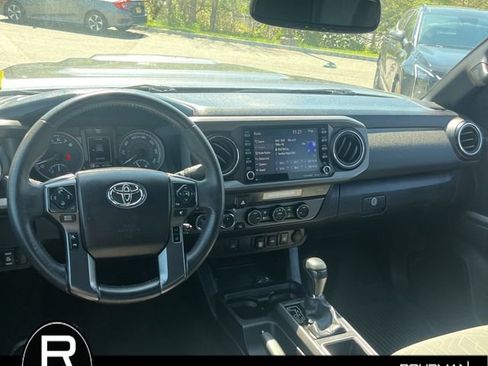 Used 2021 Toyota Tacoma TRD Sport AWD/4WD image 9