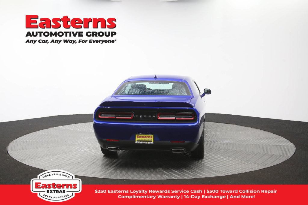 Used 2022 Dodge Challenger SXT w/ Plus Package RWD image 39