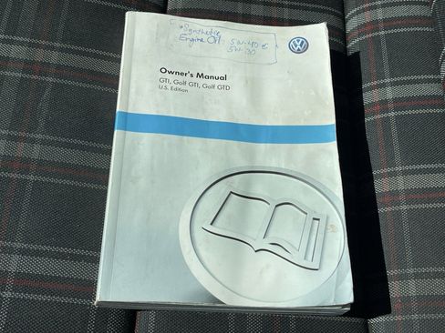 Used 2011 Volkswagen GTI Autobahn image 28