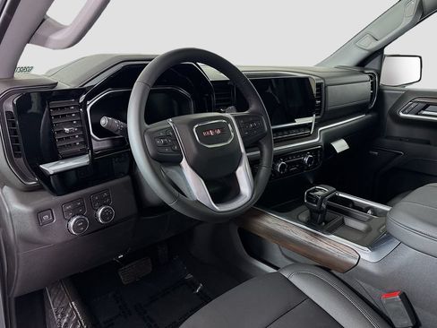 New 2026 GMC Sierra 1500 SLT w/ SLT Premium Plus Package AWD/4WD image 9