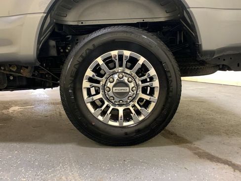 Used 2022 Ford F350 XLT w/ XLT Premium Package AWD/4WD image 21