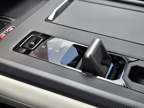 New 2026 Lexus ES 350e FWD image 21