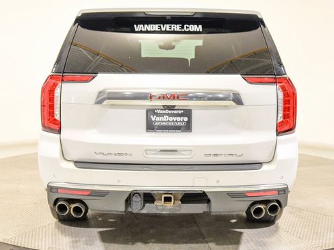 Used 2021 GMC Yukon Denali w/ Denali Ultimate Package image 10