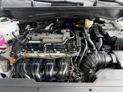 Used 2025 Nissan Leaf S FWD image 40