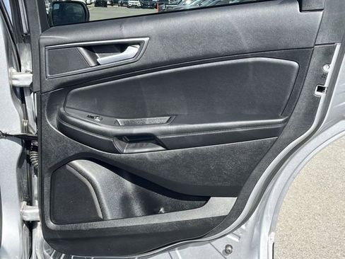 Used 2024 Ford Edge SE image 22