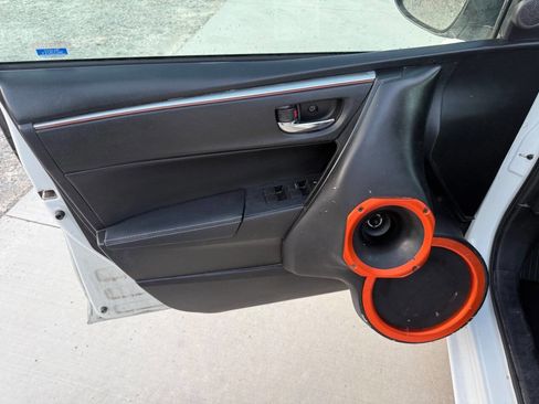 Used 2015 Toyota Corolla S FWD image 10