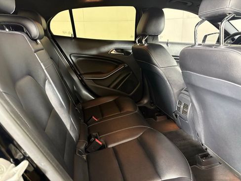 Used 2018 Mercedes-Benz GLA 250 image 18