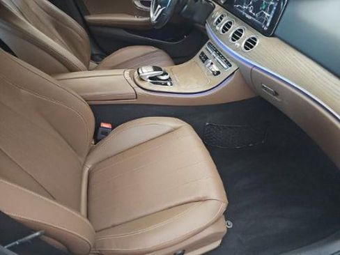 Used 2019 Mercedes-Benz E 450 4MATIC Sedan w/ Premium Package image 13