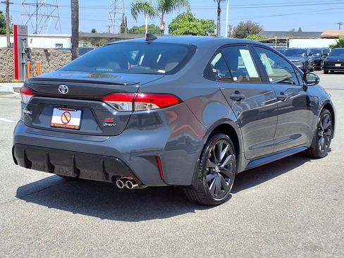 Used 2026 Toyota Corolla SE FWD image 6