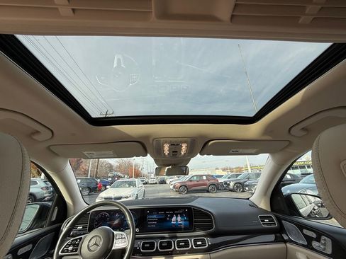 Used 2020 Mercedes-Benz GLS 450 4MATIC image 26