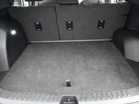 Used 2025 GMC Terrain Elevation AWD/4WD image 20