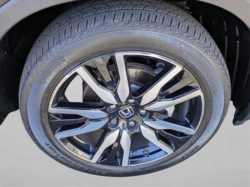 Used 2019 Honda Pilot Touring image 28