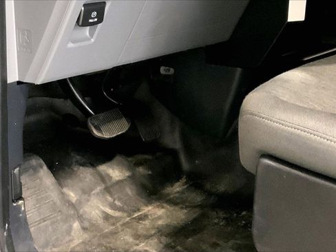 Used 2021 Ford F150 XL w/ Trailer Tow Package image 22