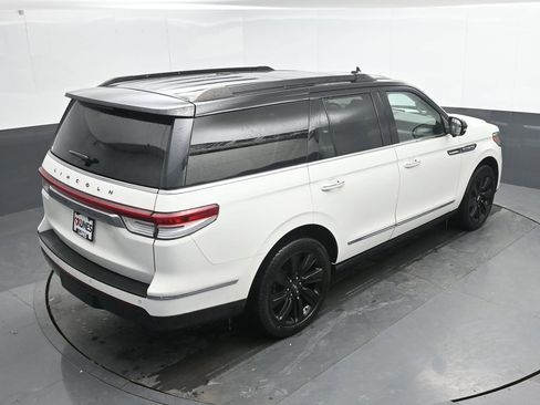 Used 2022 Lincoln Navigator Black Label image 37