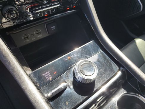 Used 2022 Jeep Grand Cherokee Limited AWD/4WD image 23
