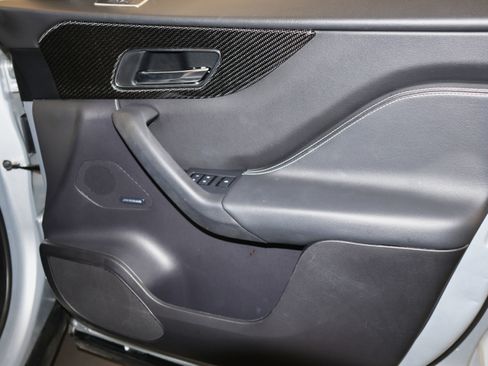 Used 2020 Jaguar F-PACE SVR image 48