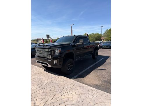 Used 2020 GMC Sierra 2500 Denali w/ Denali Ultimate Package image 2