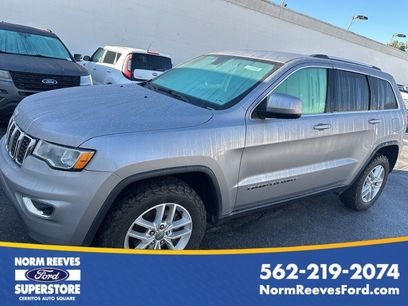 Used 2017 Jeep Grand Cherokee Laredo w/ Quick Order Package 23E