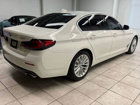 Used 2021 BMW 530i w/ Convenience Package RWD image 9