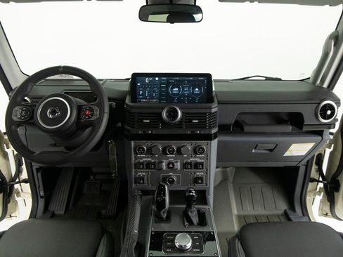 Used 2025 INEOS Grenadier AWD/4WD image 30