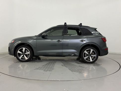 Used 2023 Audi Q5 2.0T Premium Plus w/ Premium Plus Package AWD/4WD image 2