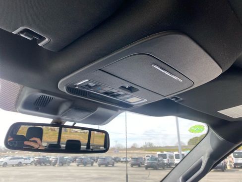 Used 2025 Ford F150 Lariat w/ Equipment Group 502A High image 27