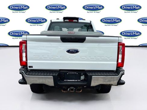Used 2023 Ford F250 XL w/ FX4 Off-Road Package AWD/4WD image 6