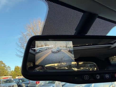 Used 2013 Chevrolet Avalanche LT w/ All-Star Edition image 29