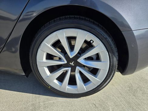 Used 2021 Tesla Model 3 Long Range image 28