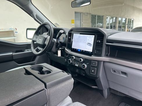 Used 2025 Ford F150 XLT w/ Equipment Group 301A Standard AWD/4WD image 27
