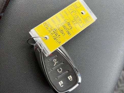 Used 2022 Chevrolet Equinox LT AWD/4WD image 36