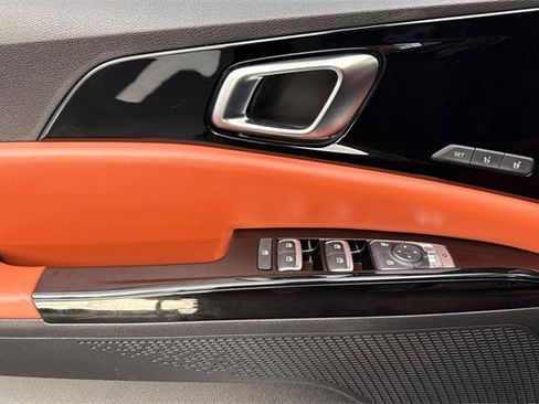 Certified 2022 Kia Carnival SX Prestige image 13