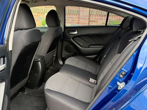 Used 2018 Kia Forte LX w/ LX Popular Package FWD image 7