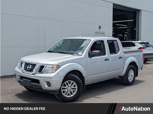 Used 2018 Nissan Frontier SV AWD/4WD image 1