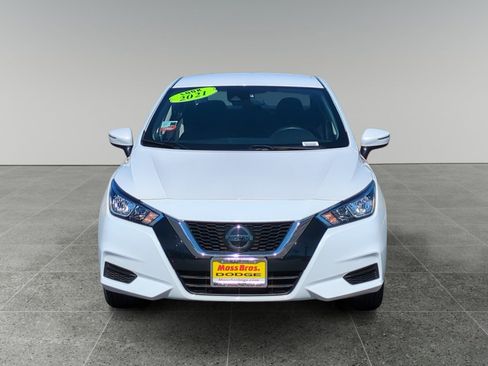 Used 2021 Nissan Versa SV image 18