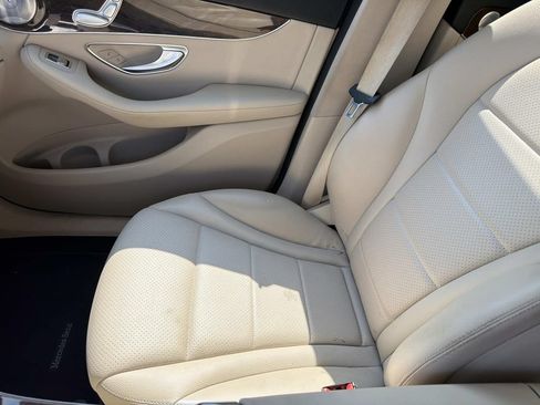 Used 2019 Mercedes-Benz GLC 300 image 16