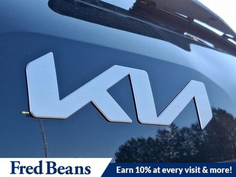 New 2025 Kia Telluride S image 21