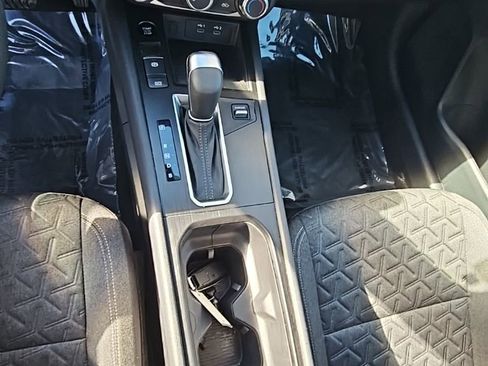 Used 2025 Nissan Kicks SV image 18