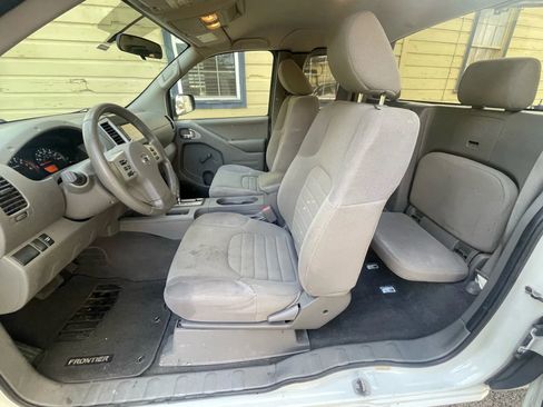 Used 2019 Nissan Frontier S image 18