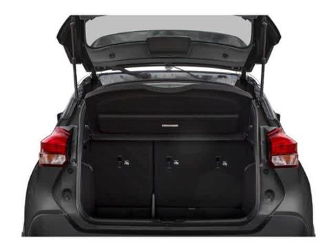 Used 2019 Nissan Kicks SR FWD image 14
