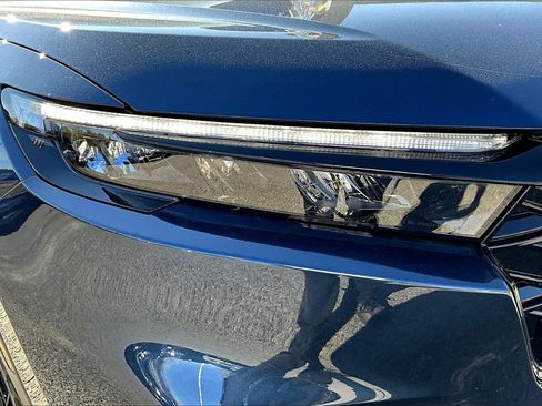 Certified 2024 Honda CR-V Sport image 31