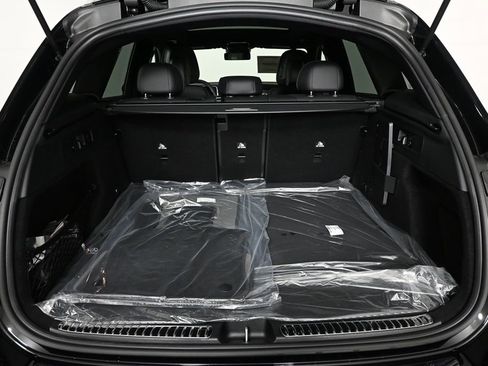 New 2026 Mercedes-Benz GLC 300 image 29