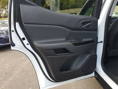 Used 2022 GMC Acadia AT4 w/ Technology Package image 23