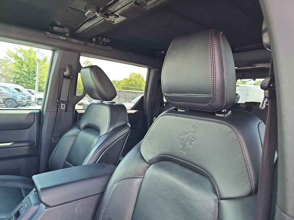 Used 2021 Ford Bronco First Edition AWD/4WD image 17