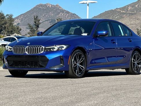 Used 2023 BMW 330e w/ M Sport Package image 7